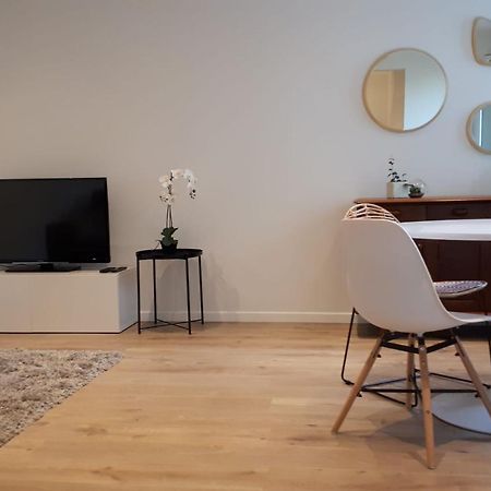 La Roseraie - Apartment 100M From Lake Annecy Bagian luar foto