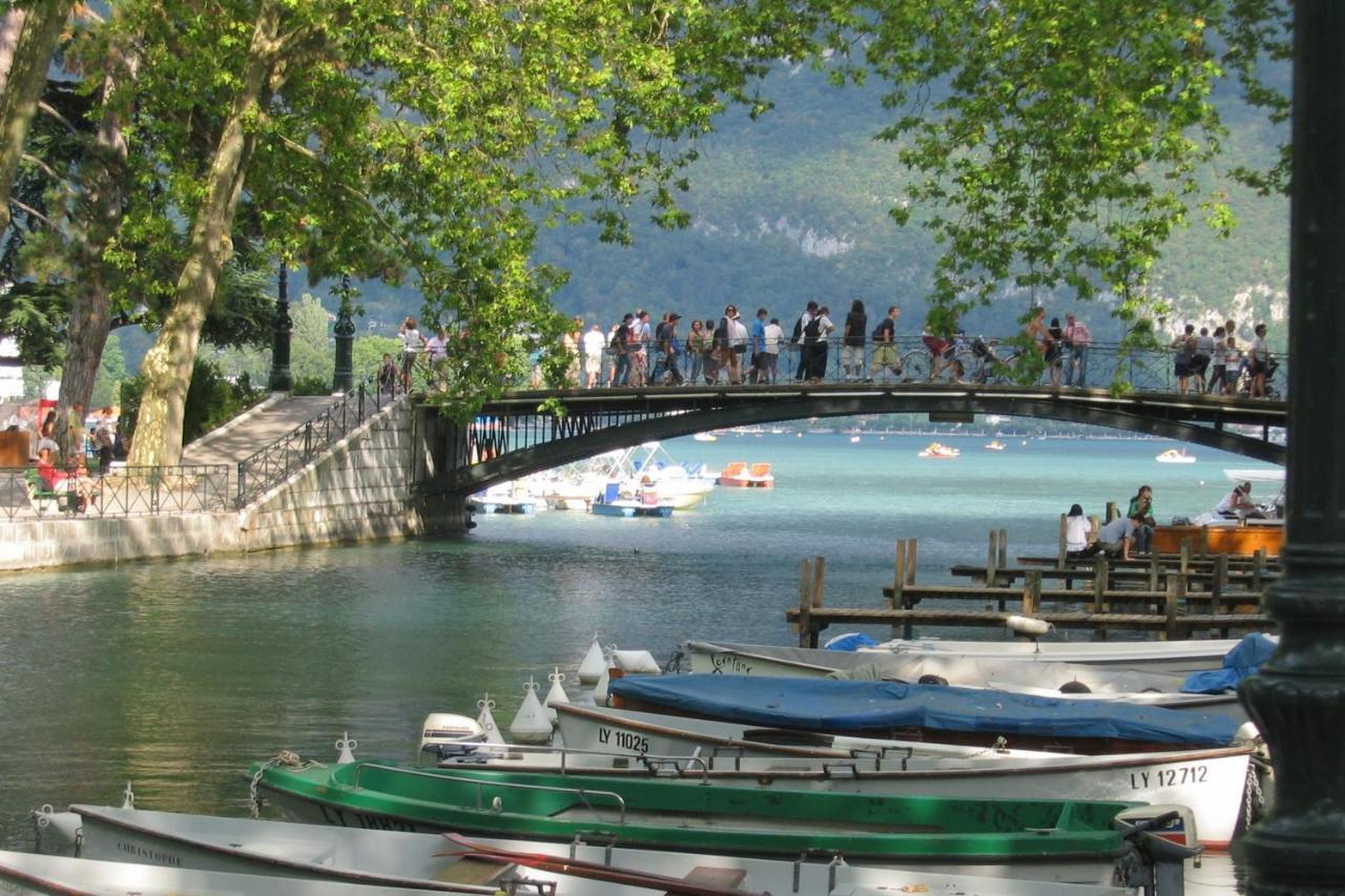 La Roseraie - Apartment 100M From Lake Annecy Bagian luar foto
